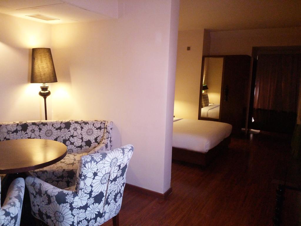 Best Western Plus O2 Indore Exterior foto