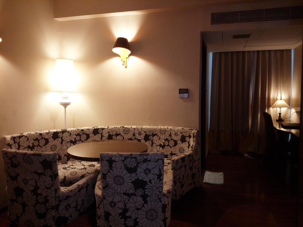 Best Western Plus O2 Indore Exterior foto