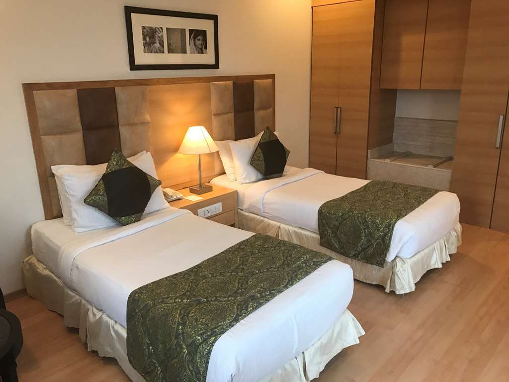 Best Western Plus O2 Indore Quarto foto